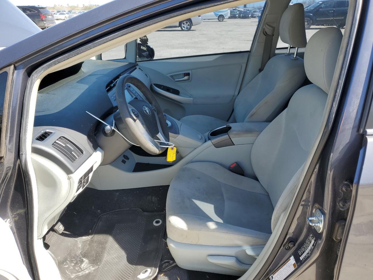 2014 TOYOTA PRIUS