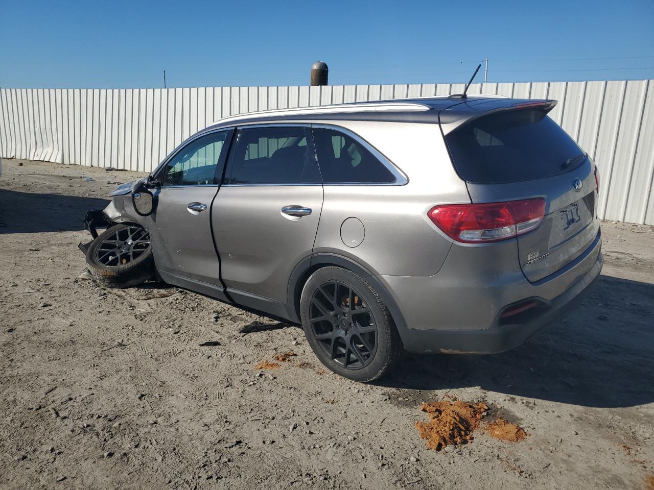 2017 KIA SORENTO