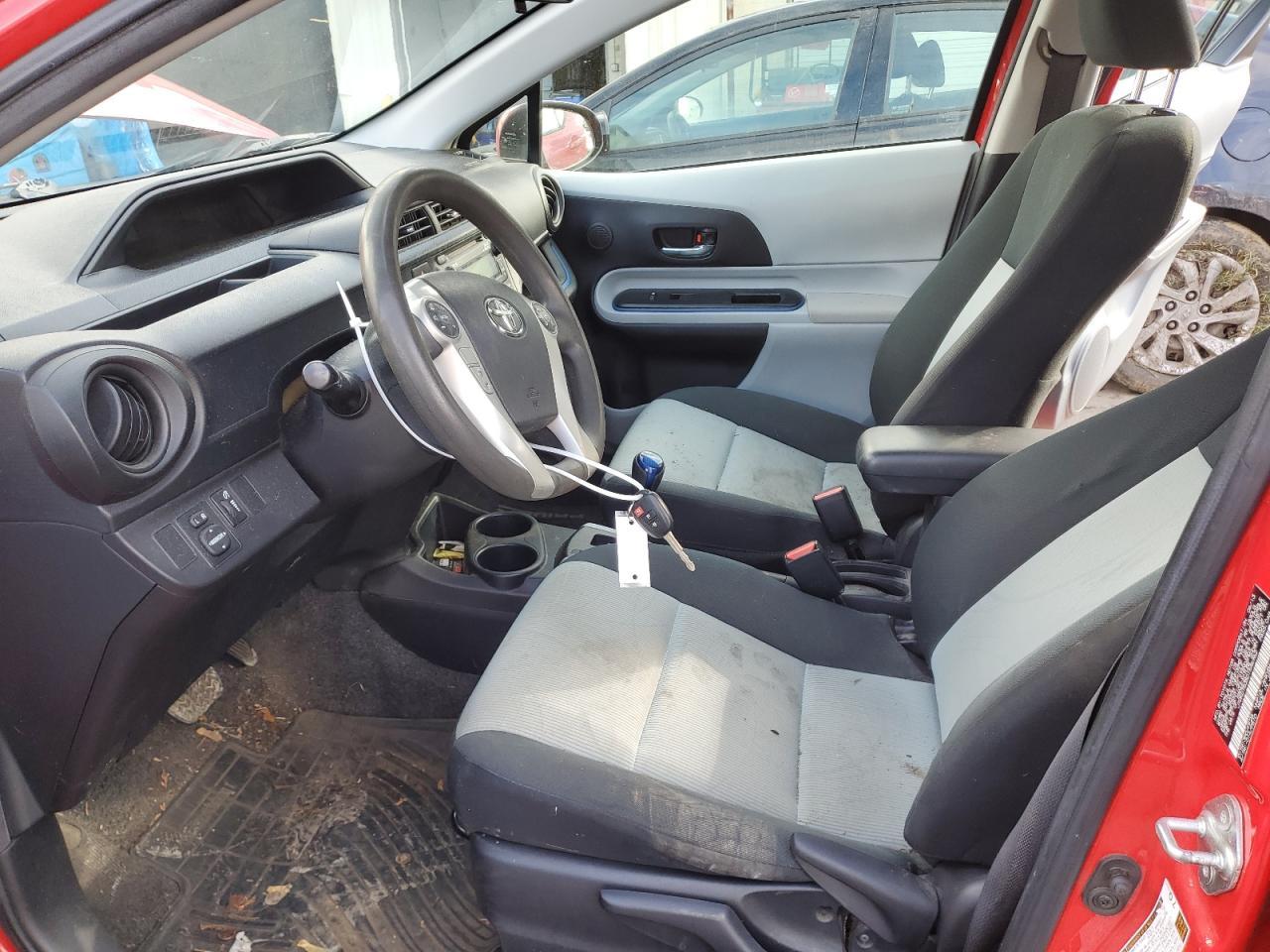 2013 TOYOTA PRIUS