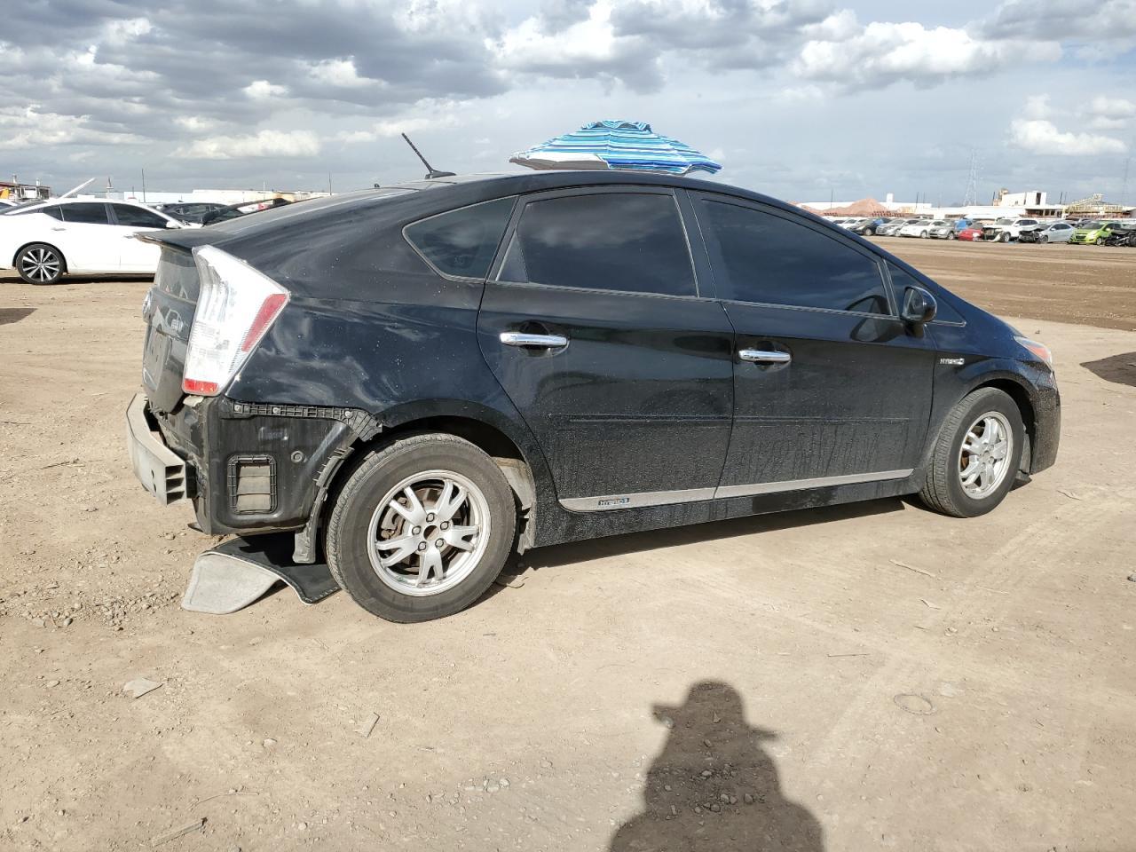 2011 TOYOTA PRIUS