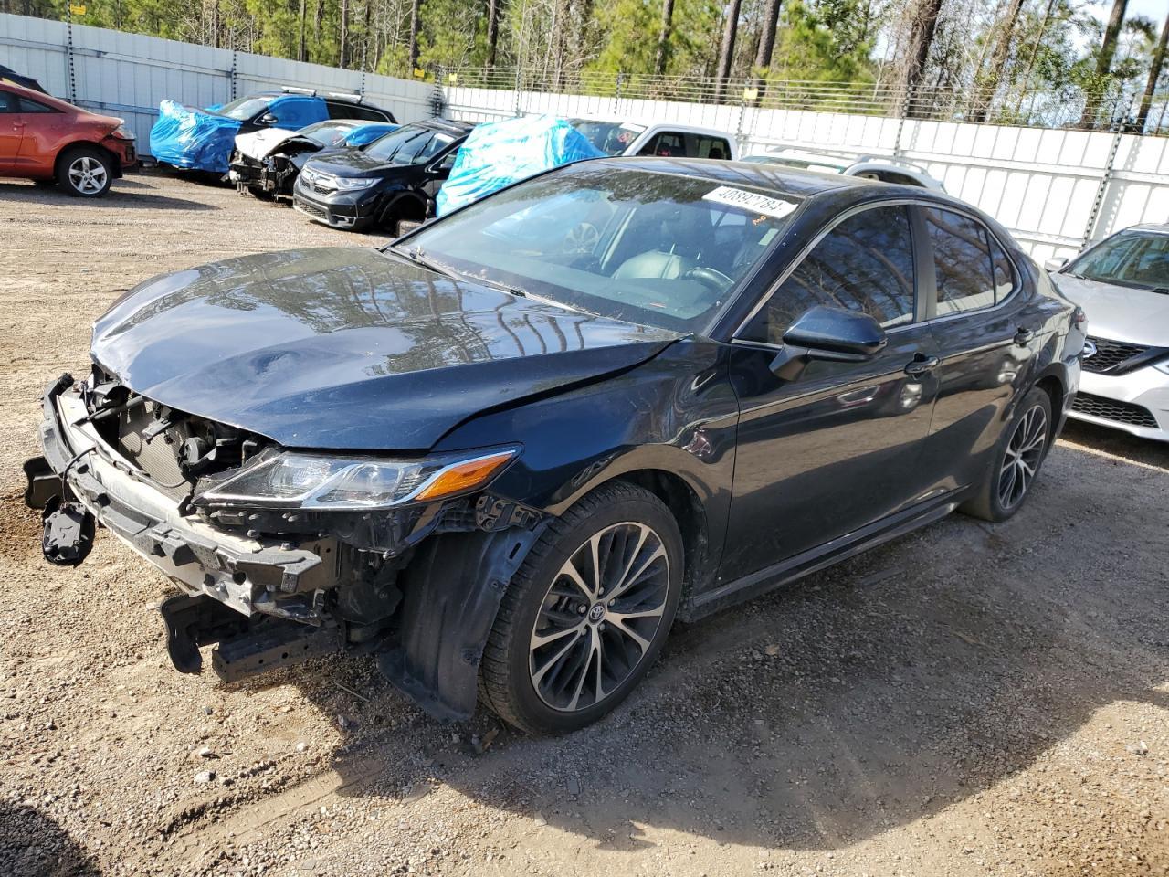 2019 TOYOTA CAMRY