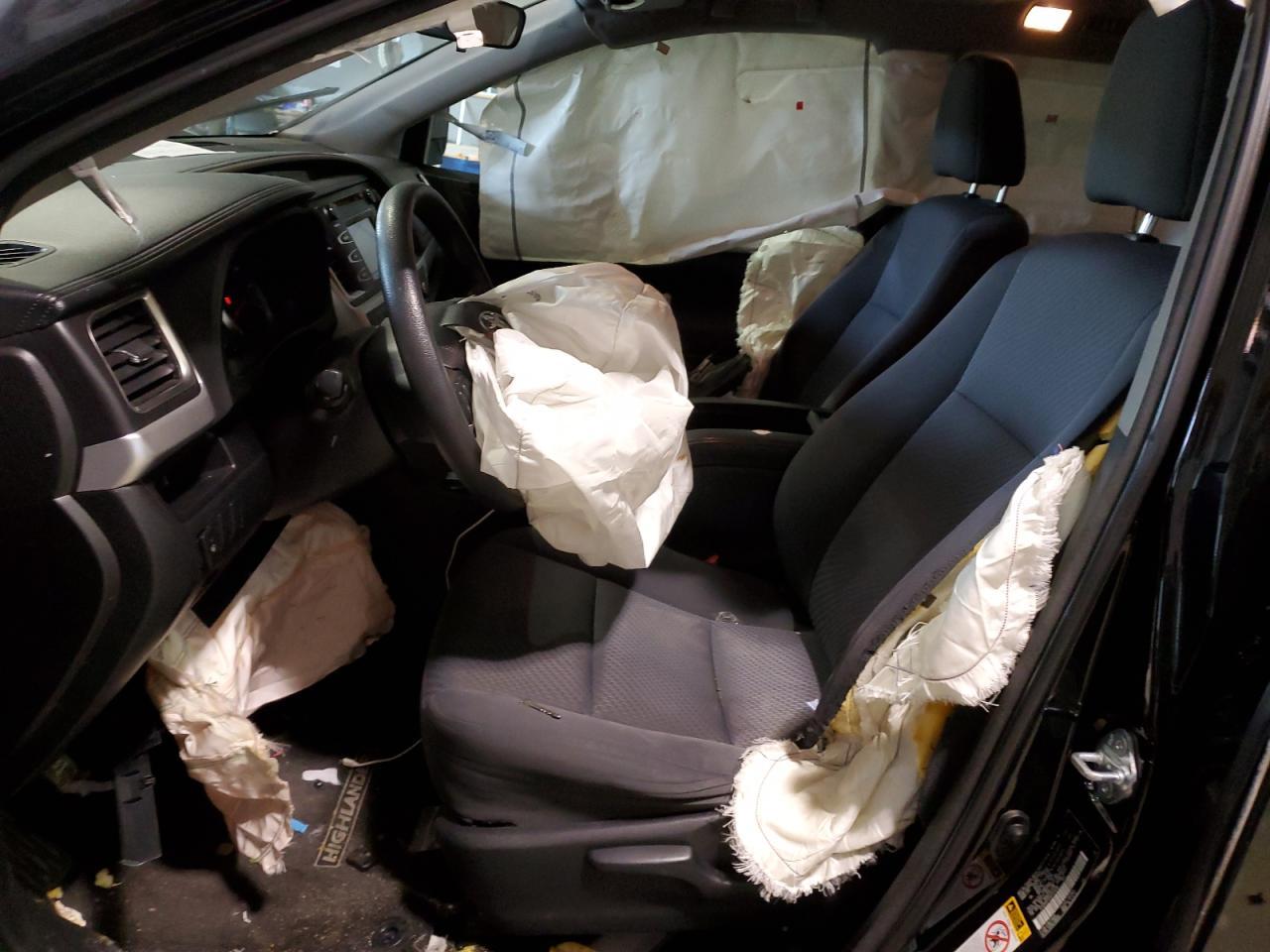 2016 TOYOTA HIGHLANDER