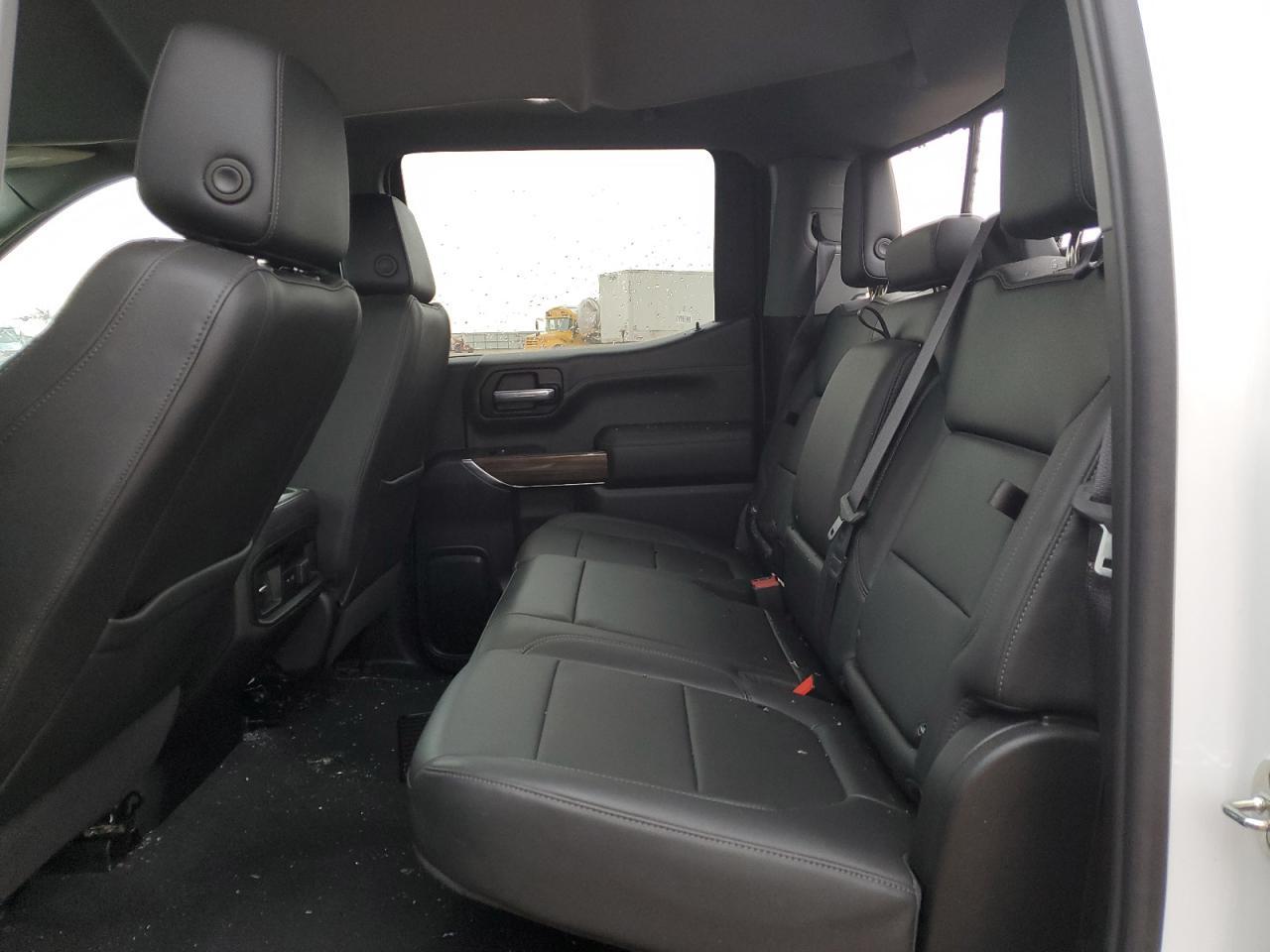 2021 CHEVROLET Silverado