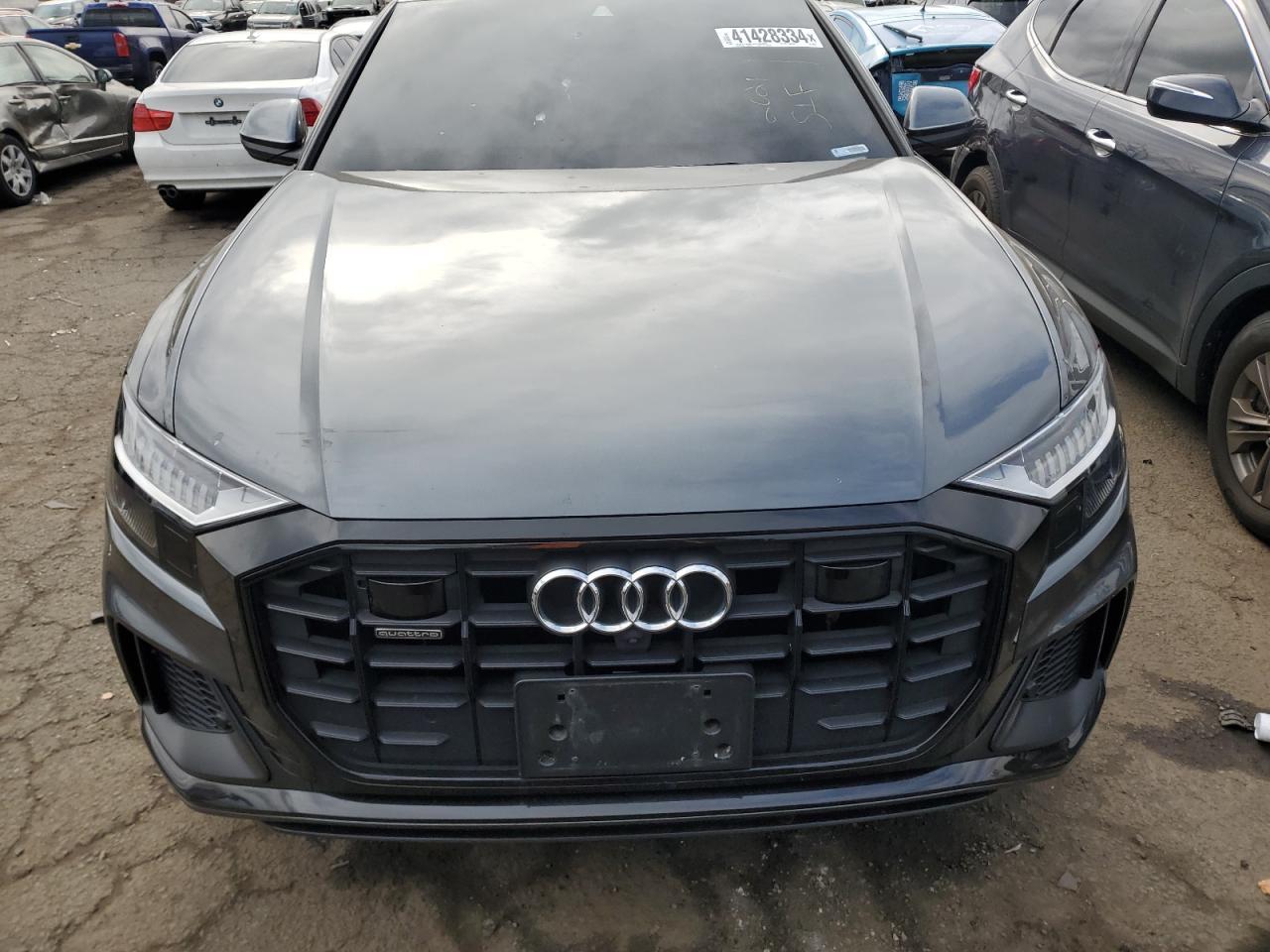 2021 AUDI Q8