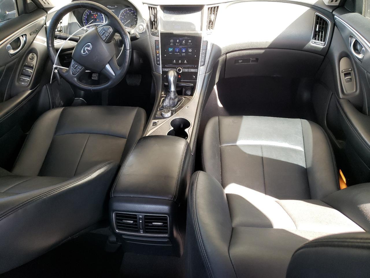 2016 INFINITI Q50
