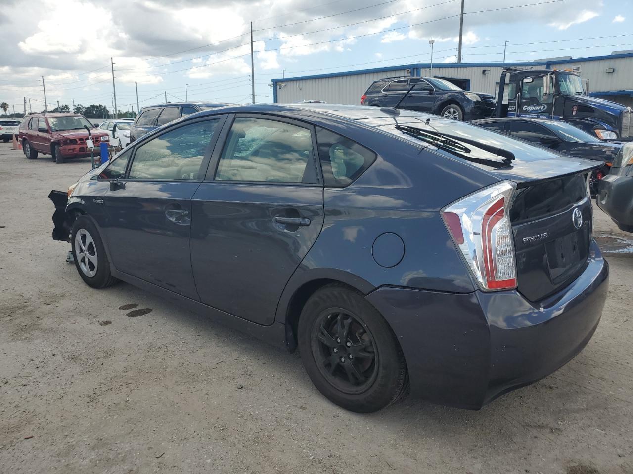 2013 TOYOTA PRIUS