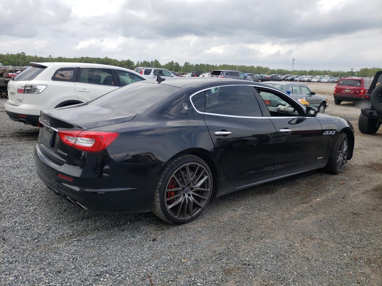 2017 MASERATI QUATTROPORTE