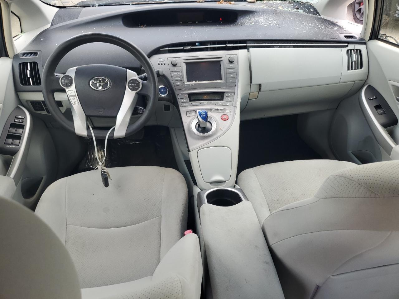2013 TOYOTA PRIUS