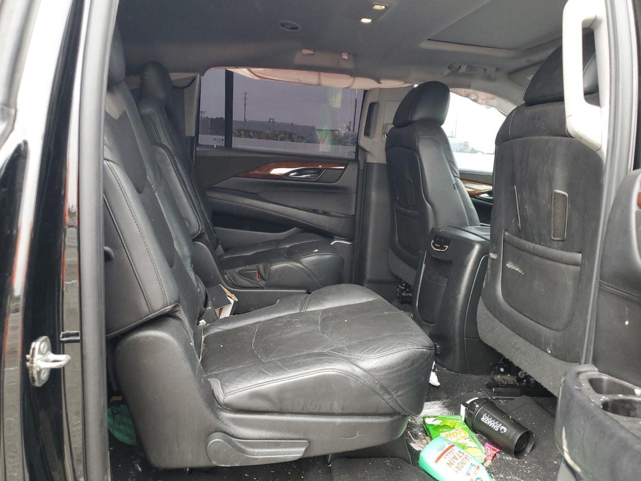 2016 CADILLAC ESCALADE