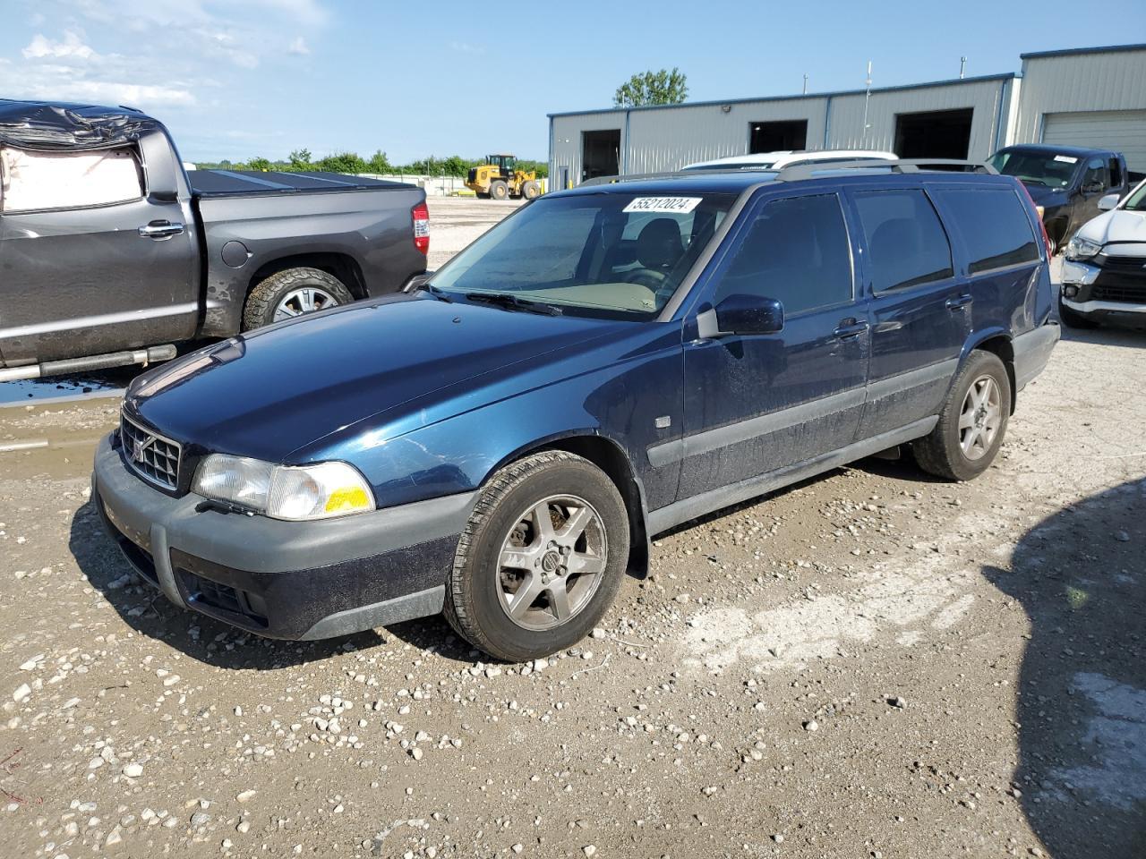 1999 VOLVO V70