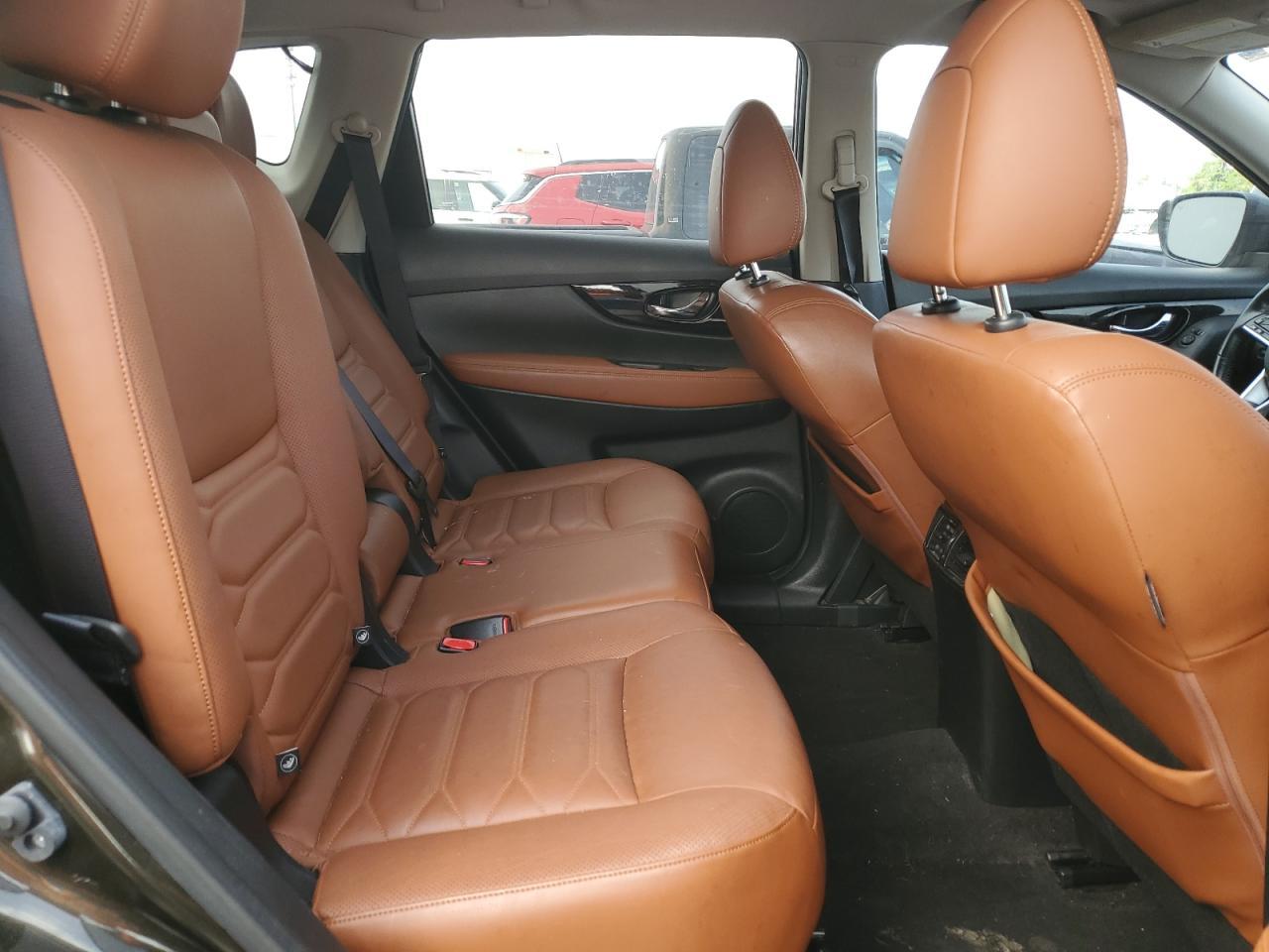 2017 NISSAN ROGUE