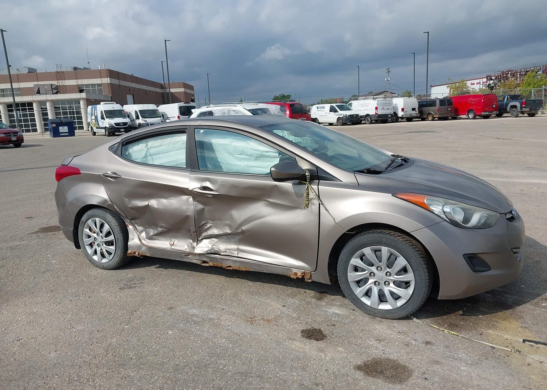 2012 HYUNDAI ELANTRA GLS