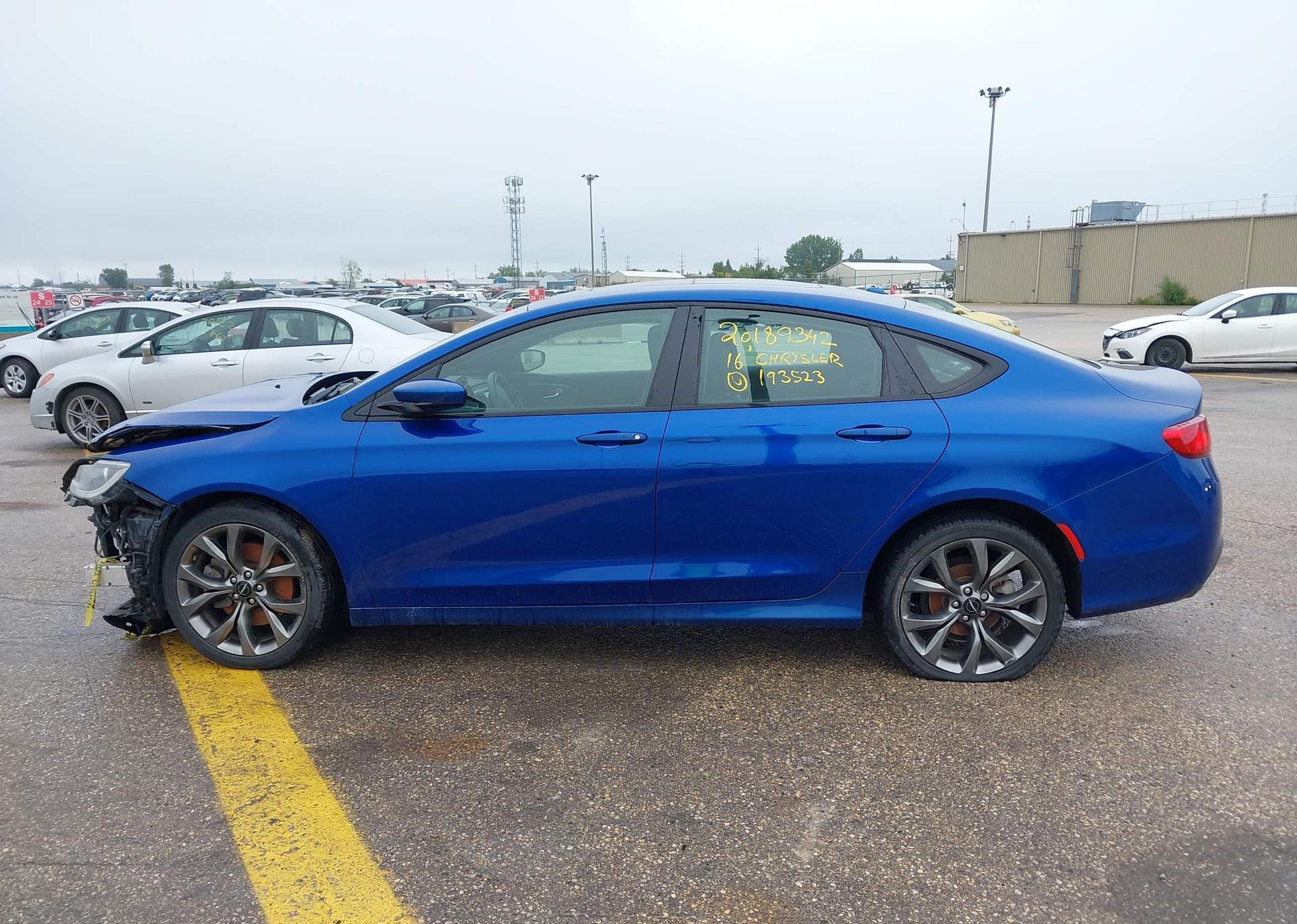 2016 CHRYSLER 200 S V6