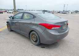 2013 HYUNDAI ELANTRA GL