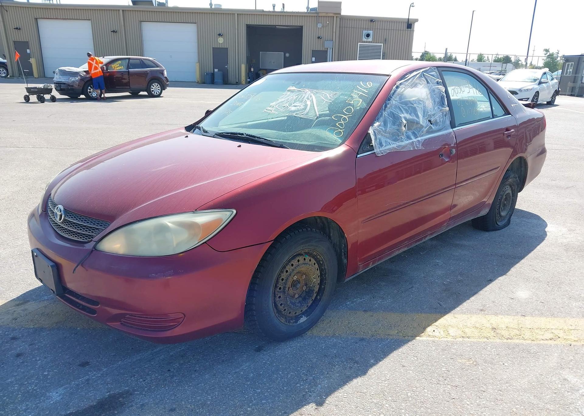 2002 TOYOTA CAMRY LE