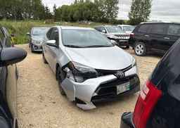 2017 TOYOTA COROLLA LE