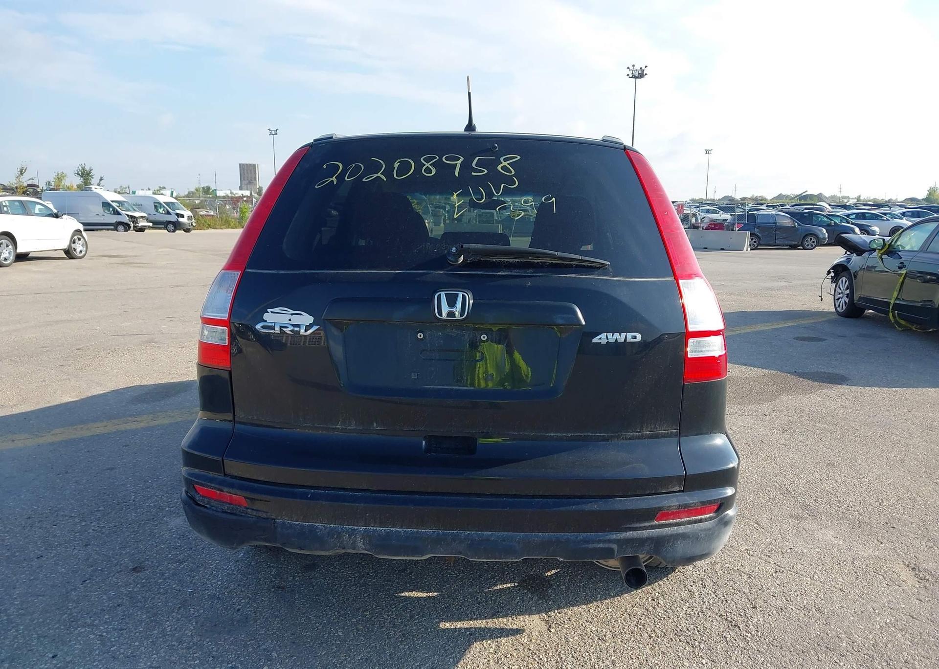 2011 HONDA CR-V LX