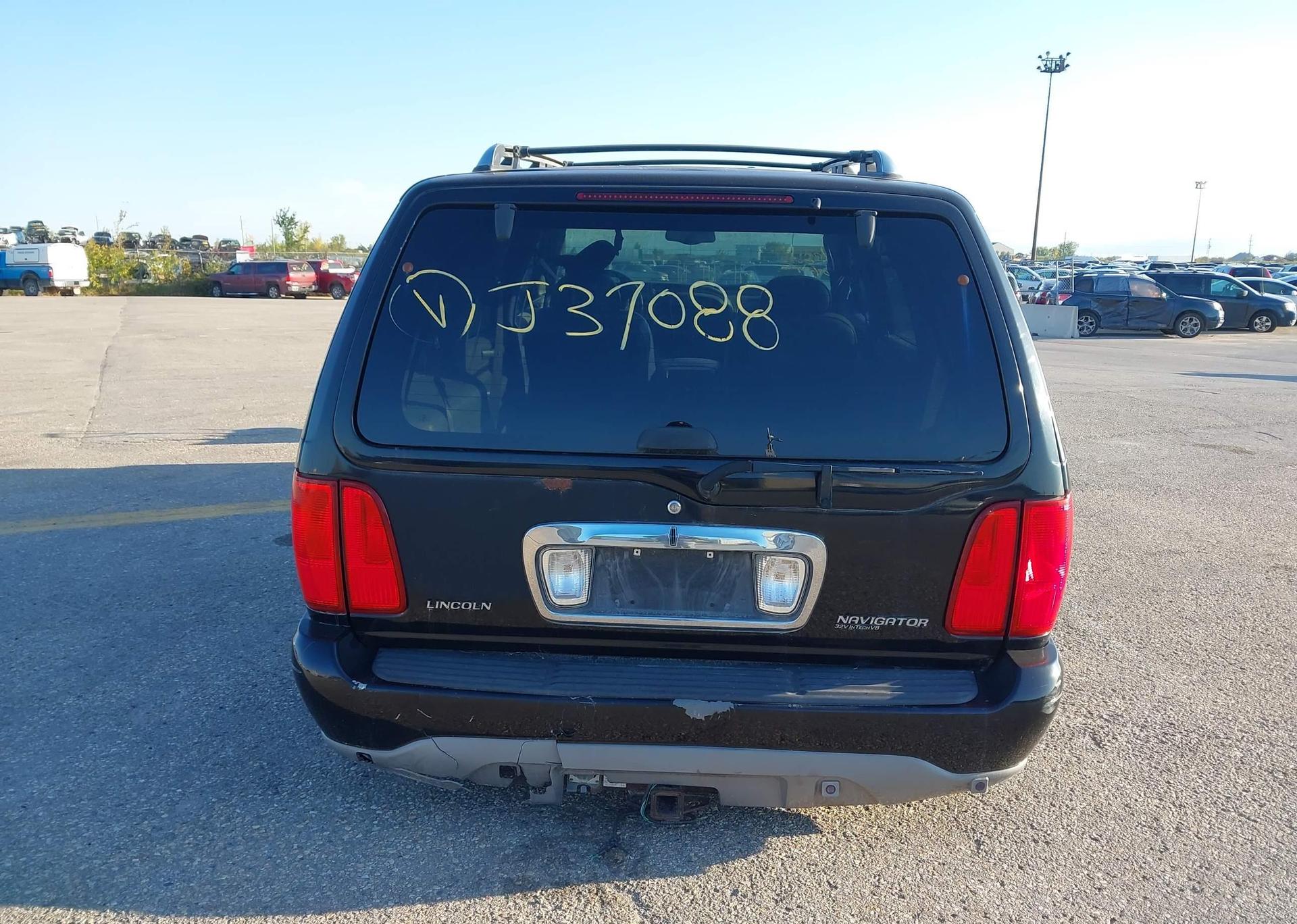 2000 LINCOLN NAVIGATOR