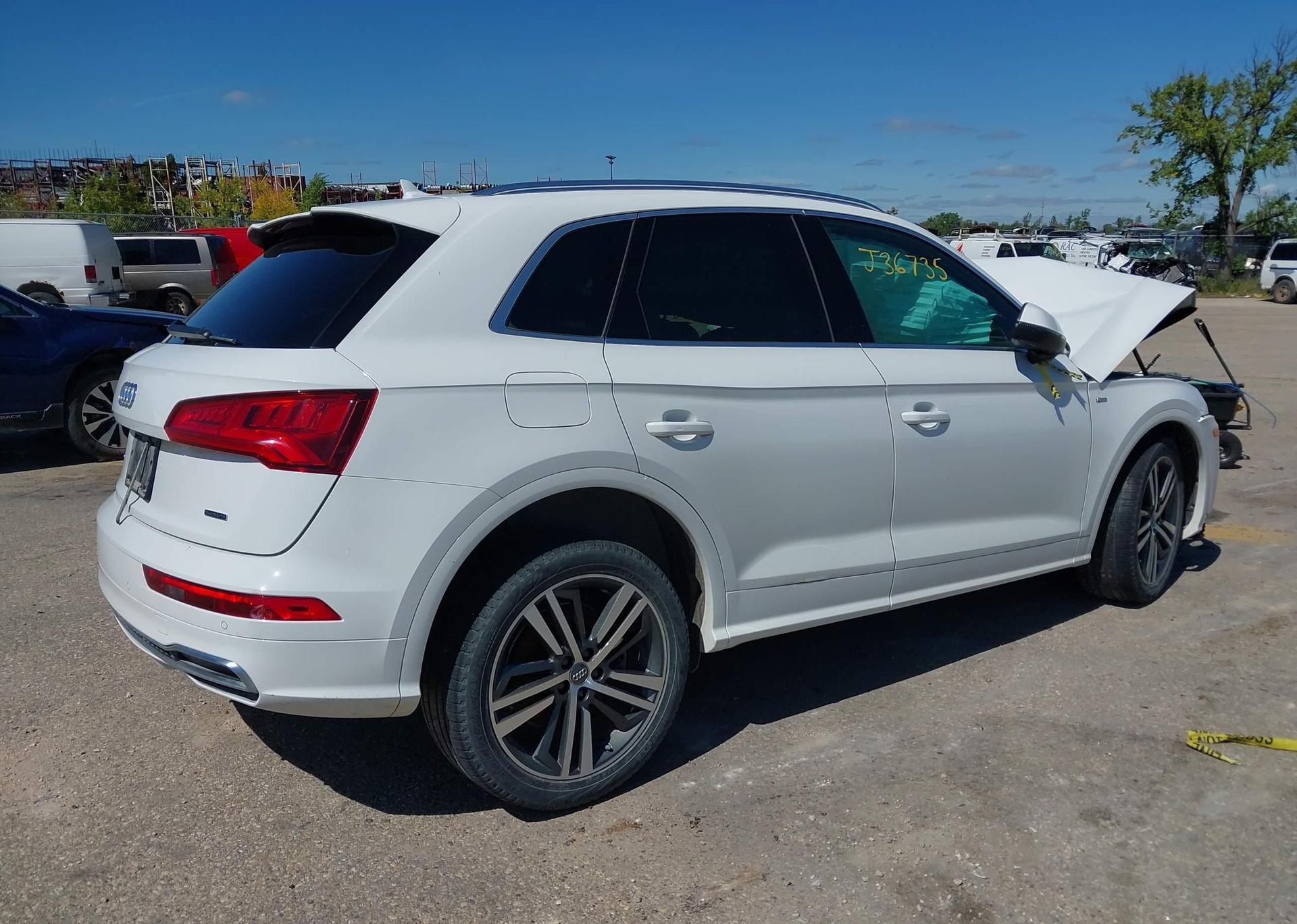 2019 AUDI Q5 TECHNIK 45 2.0 TFSI
