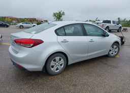 2017 KIA FORTE LX