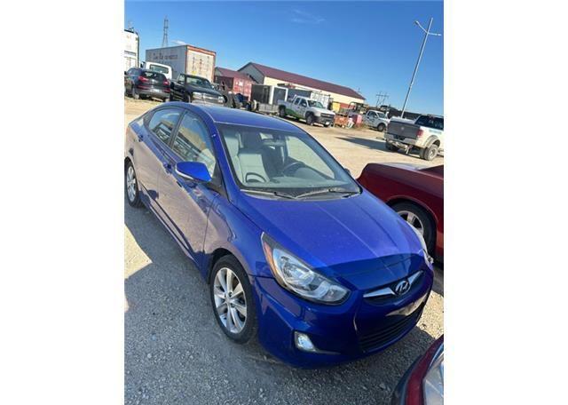 2013 HYUNDAI ACCENT GLS