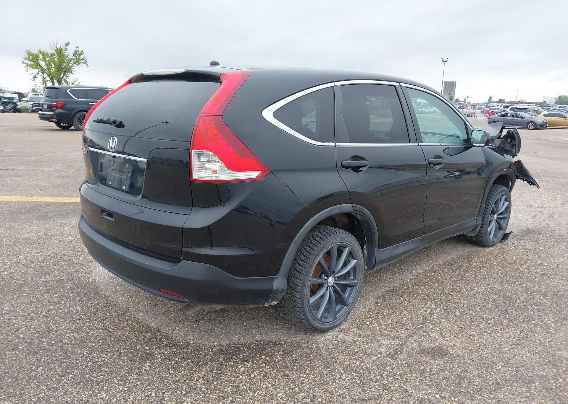 2012 HONDA CR-V LX