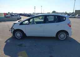 2013 HONDA FIT LX
