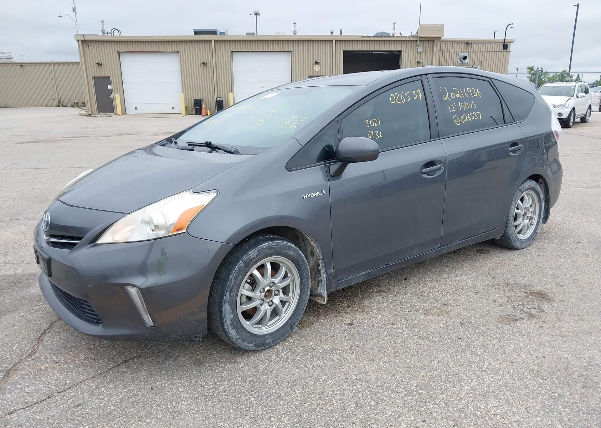 2012 TOYOTA PRIUS V