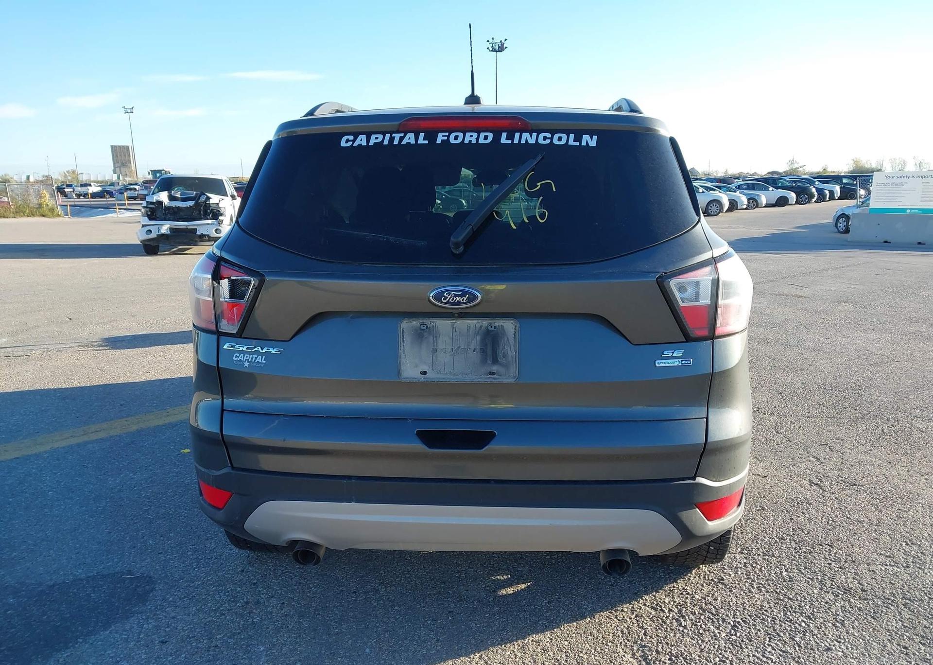 2018 FORD ESCAPE SE