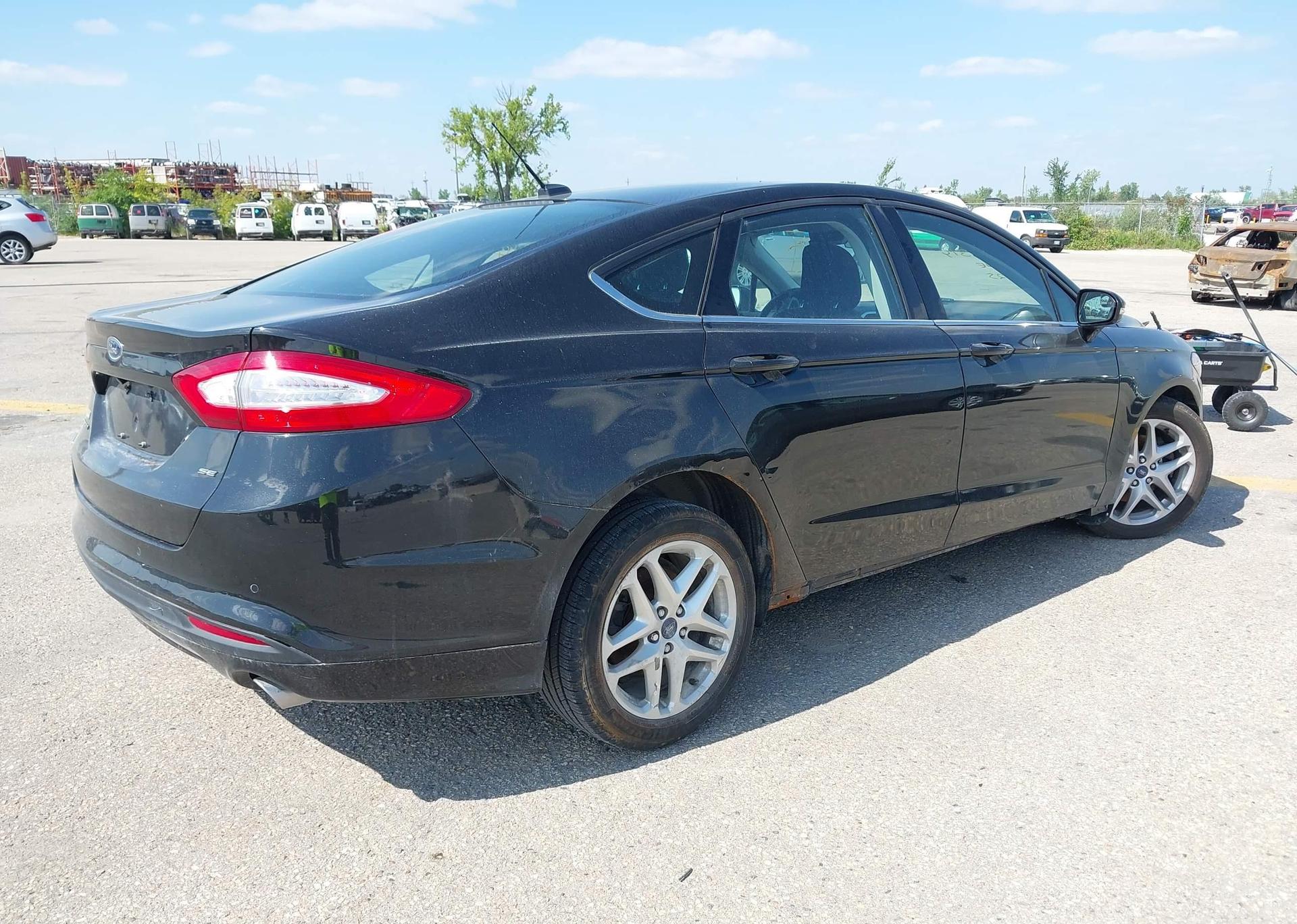 2013 FORD FUSION SE