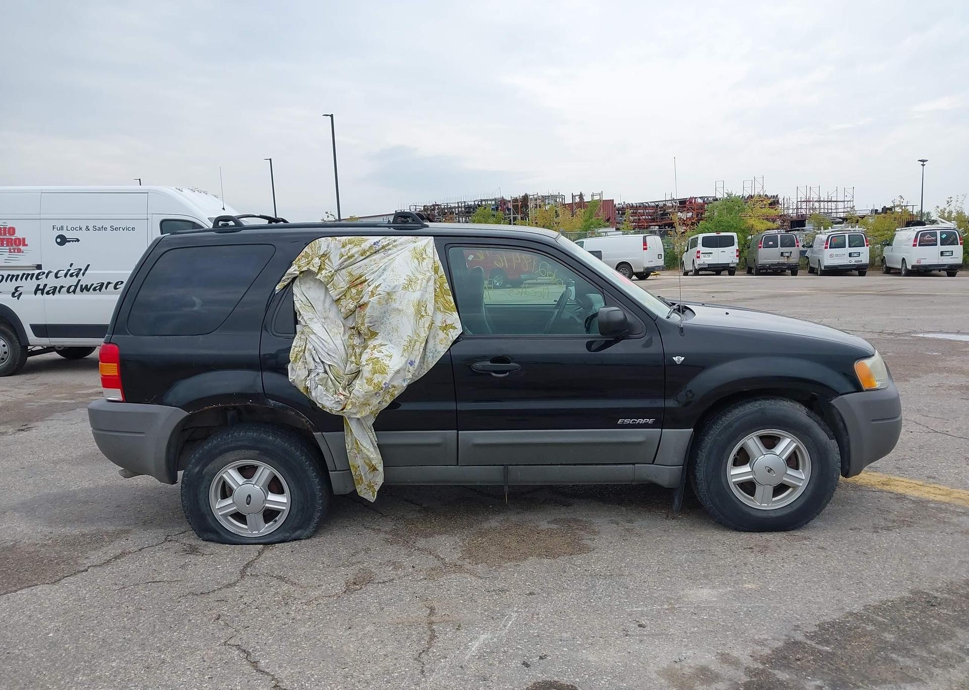 2001 FORD ESCAPE XLS V6