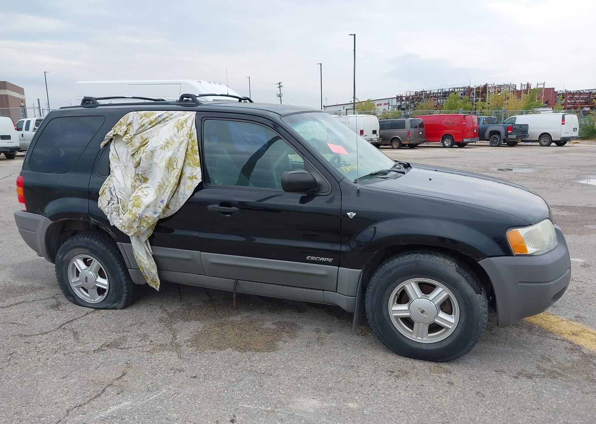 2001 FORD ESCAPE XLS V6