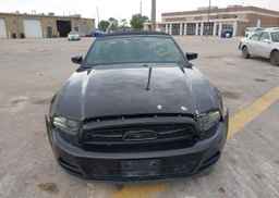 2013 FORD MUSTANG