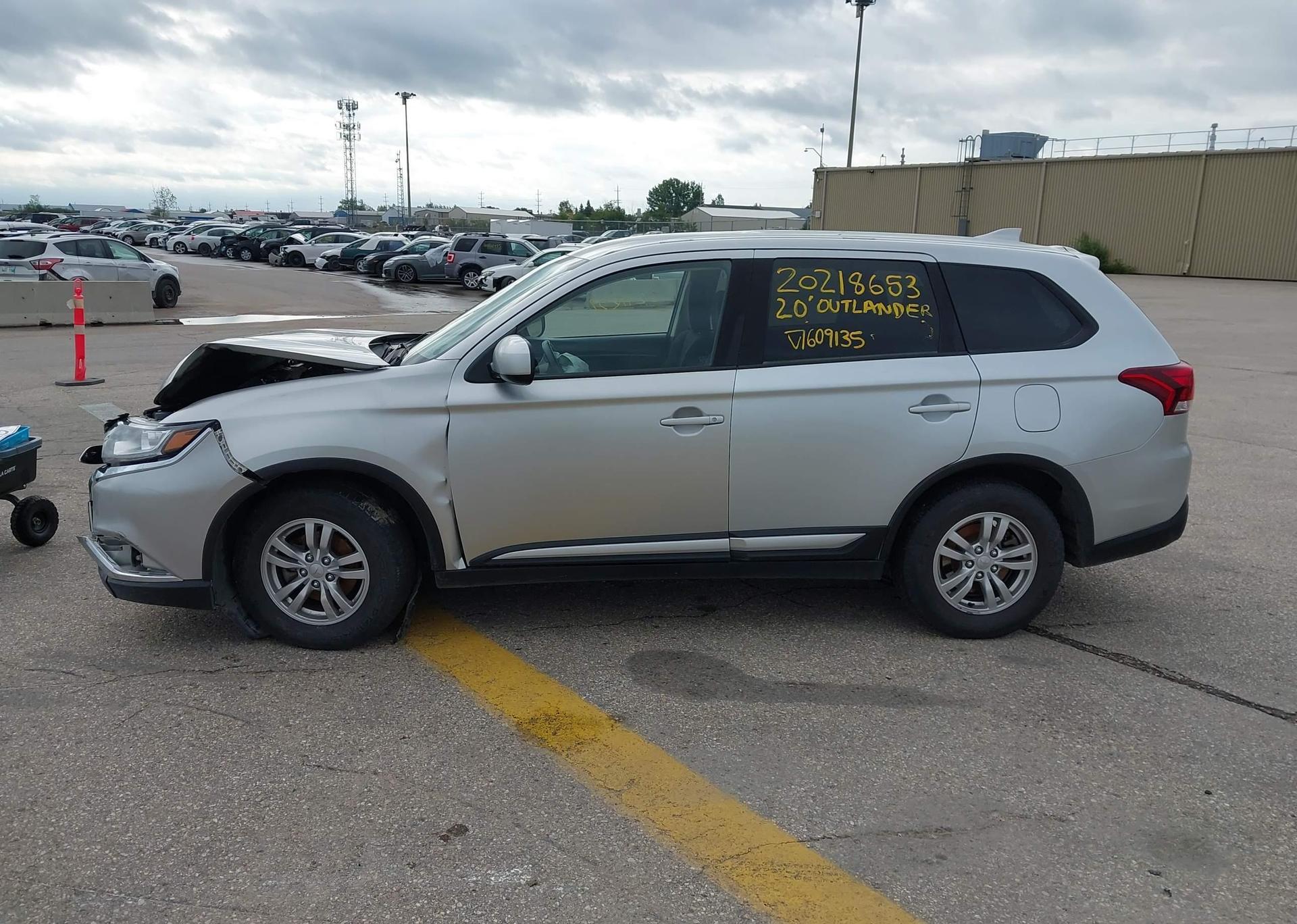2020 MITSUBISHI OUTLANDER ES