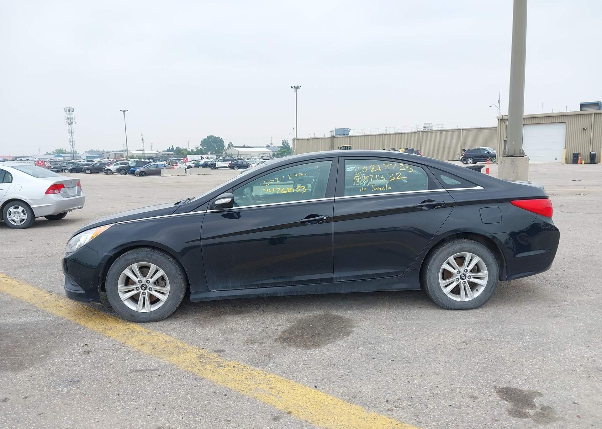 2014 HYUNDAI SONATA GL