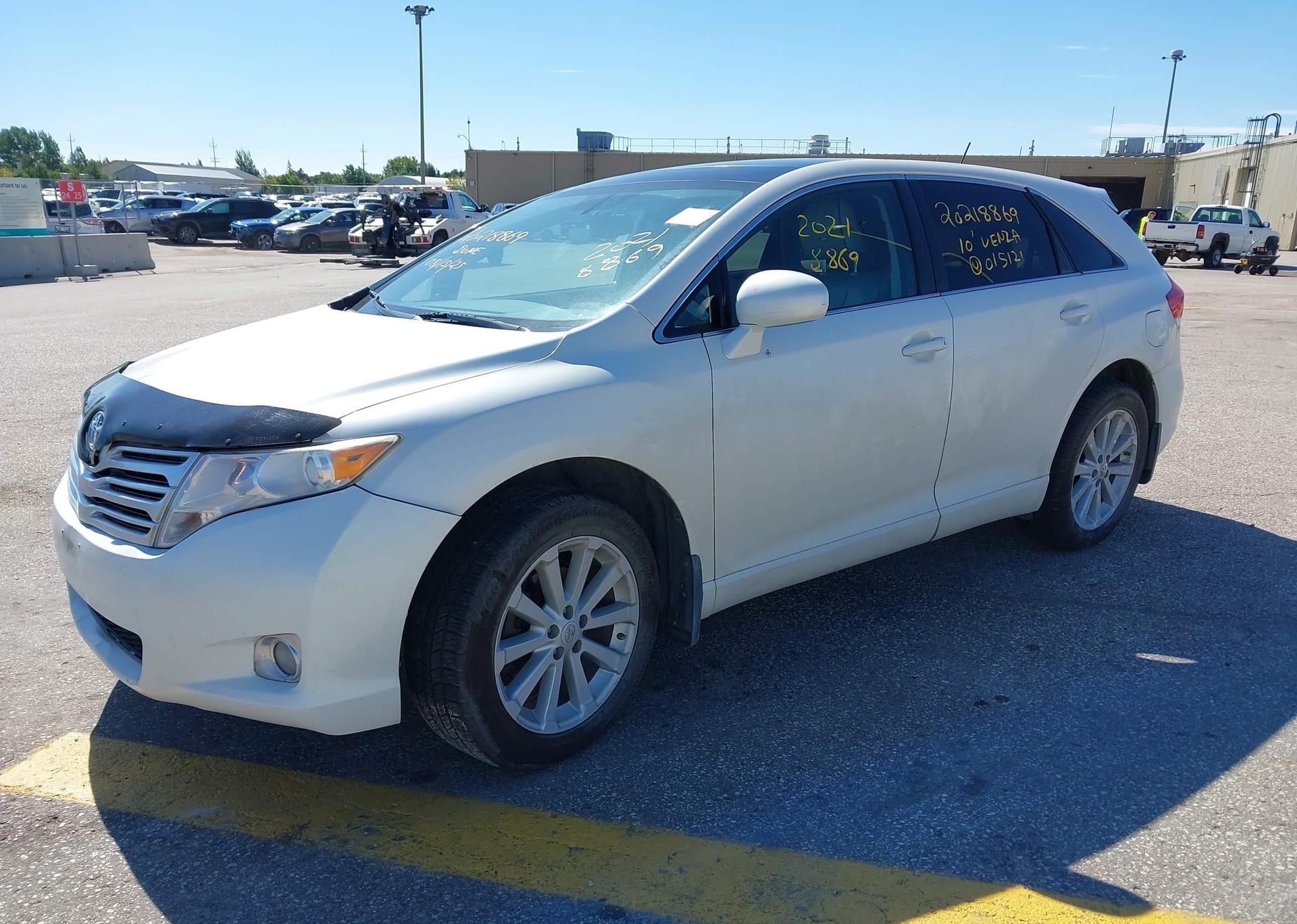 2010 TOYOTA VENZA