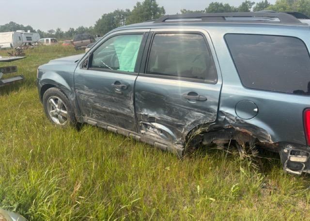2011 FORD ESCAPE XLT V6