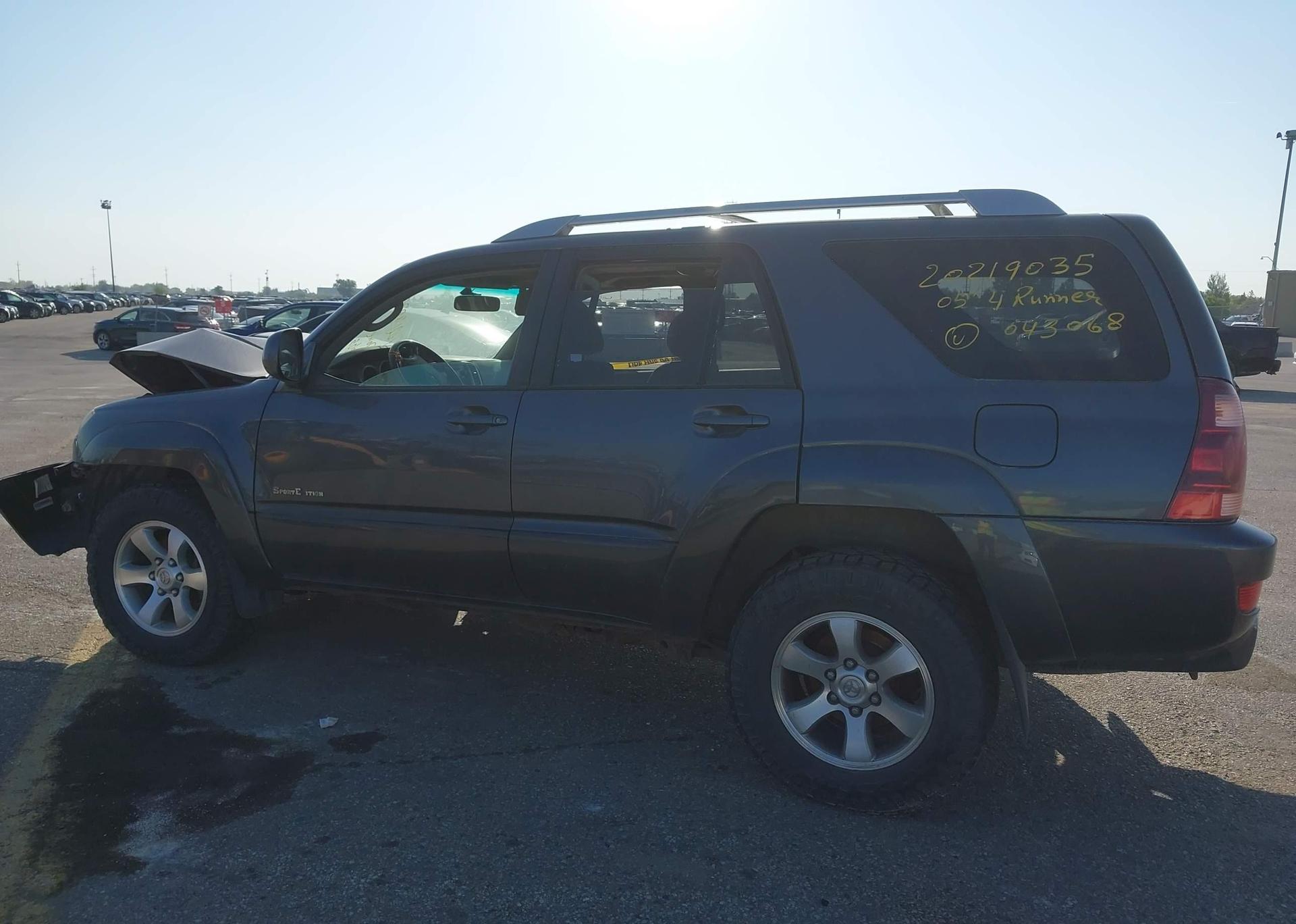 2005 TOYOTA 4RUNNER SR5 V6