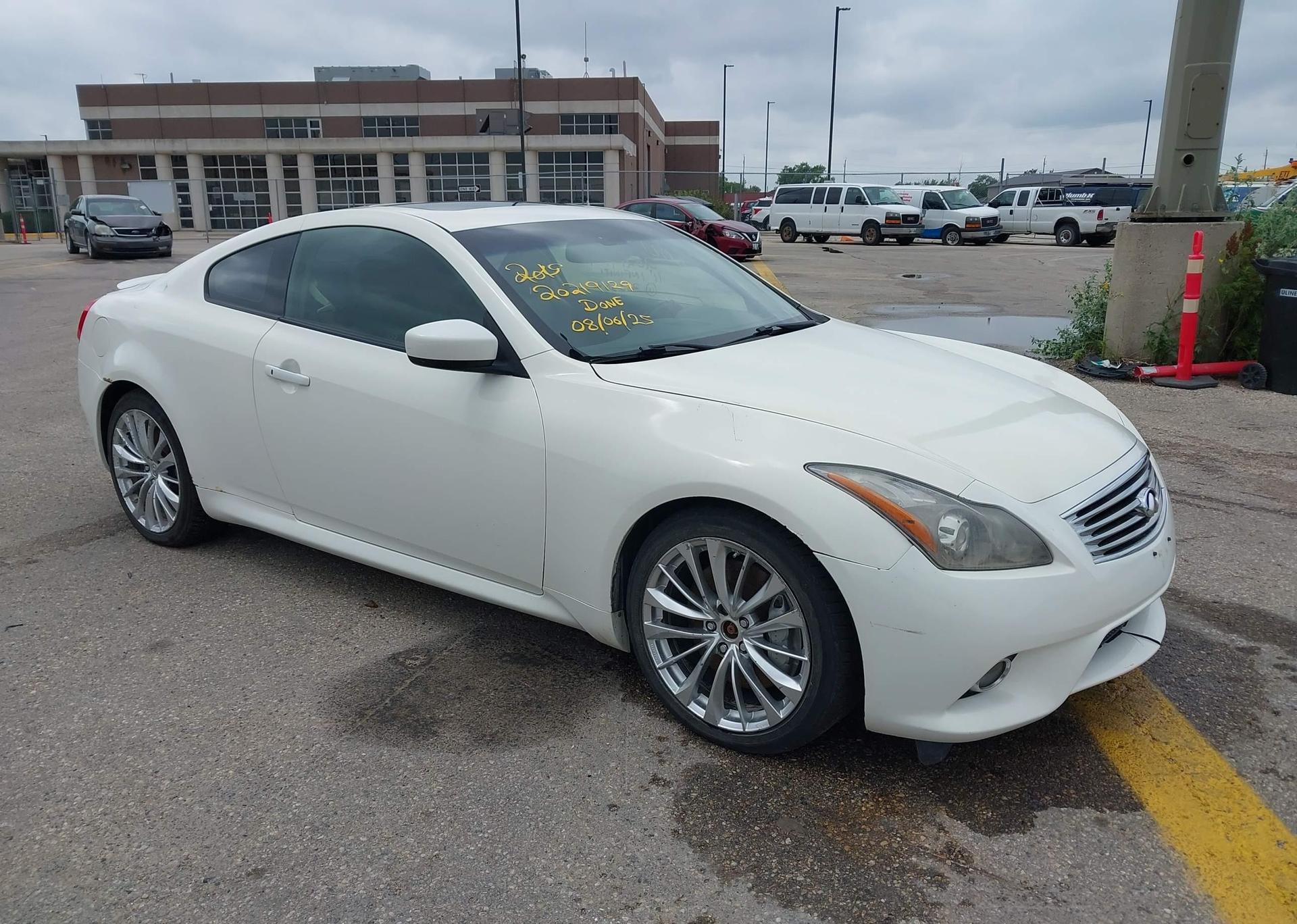 2011 INFINITI G37X