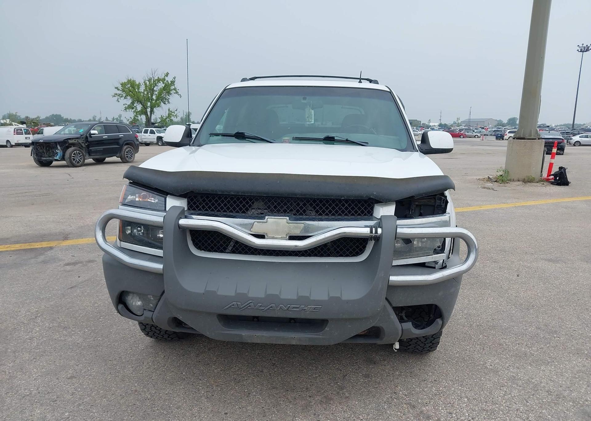 2002 CHEVROLET AVALANCHE 1500