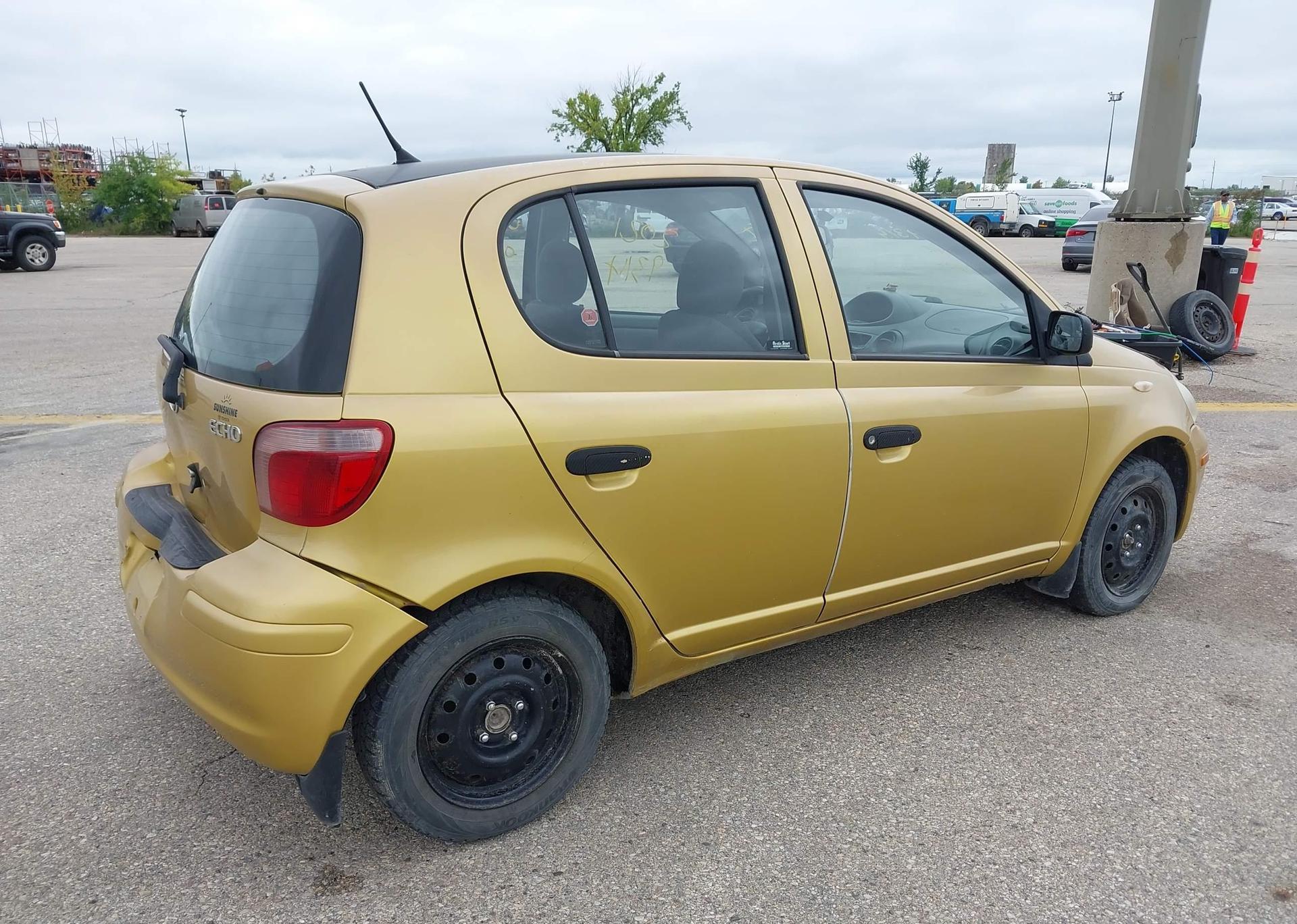 2005 TOYOTA ECHO LE