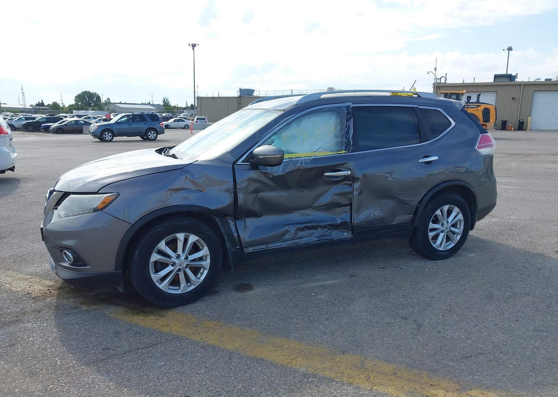 2014 NISSAN ROGUE SV