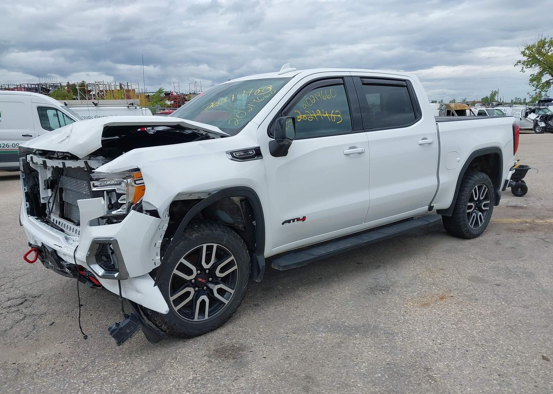 2020 GMC SIERRA 1500 AT4 CREW CAB