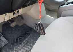 2008 TOYOTA PRIUS TOURING