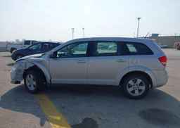 2013 DODGE JOURNEY SE