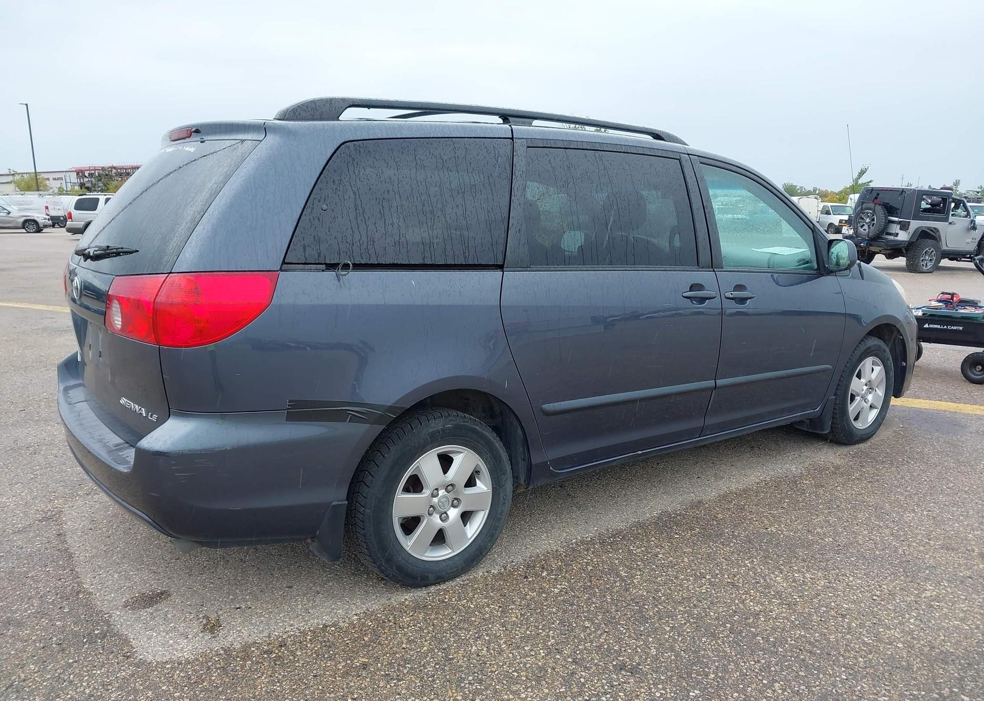 2006 TOYOTA SIENNA LE V6