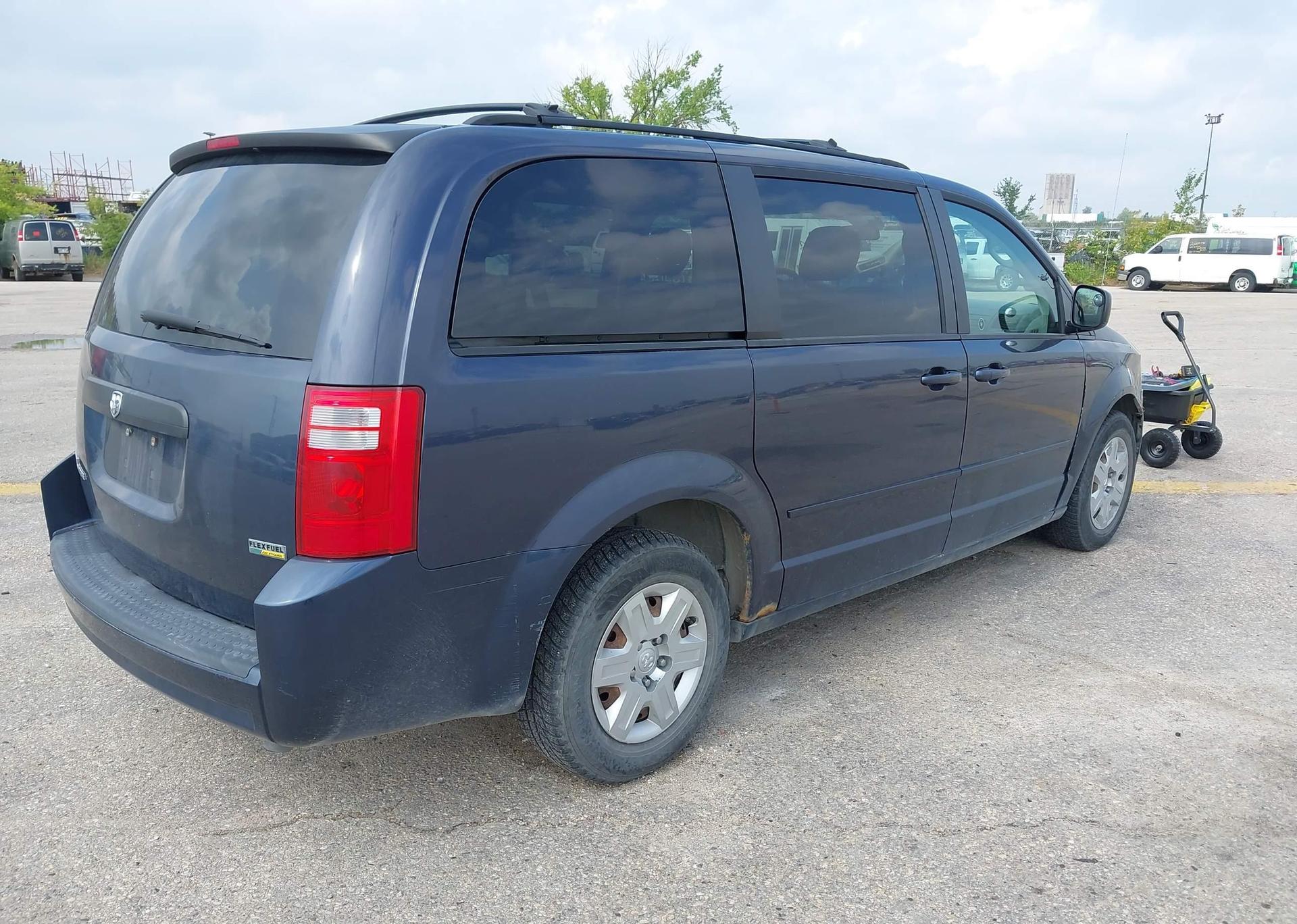 2008 DODGE GRAND CARAVAN SE