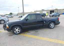1998 CHEVROLET S10 4+CAB