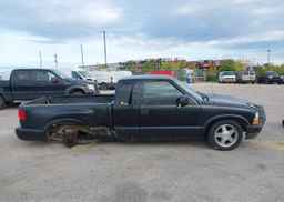 1998 CHEVROLET S10 4+CAB