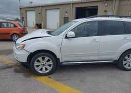 2011 MITSUBISHI OUTLANDER XLS
